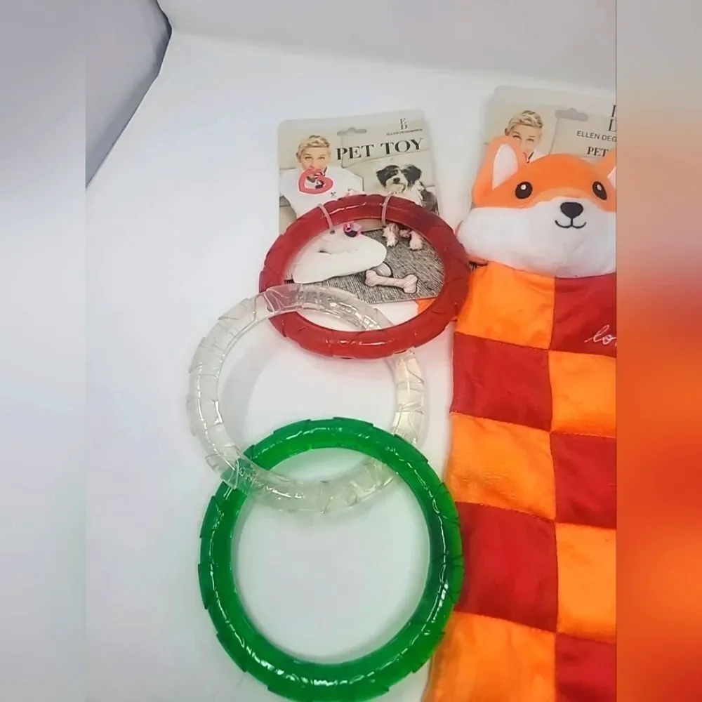 NEW Dog Toys Ellen Degeneres ED NWT Lot Of Three Fox And Rubber Rings gift
